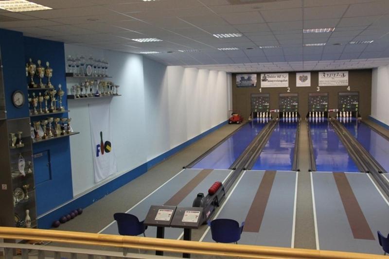 Teke Bowling Centrum Es Sport Panzio Σέγκεντ Εξωτερικό φωτογραφία